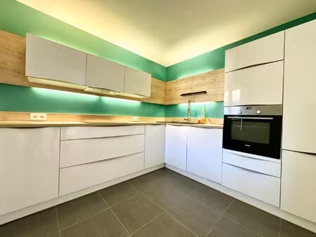 a vendre - bel appartement t5 en rez-de-jardin à melun 
