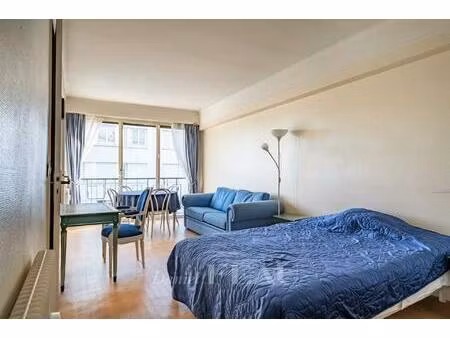 neuilly - saussaye - studio