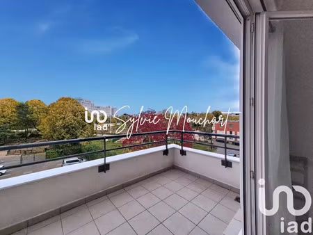 appartement à montigny-le-bretonneux (78180)