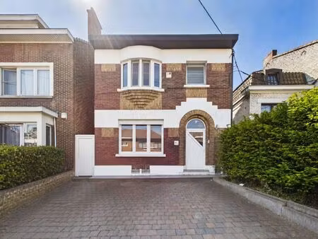 maison à vendre à rue général leman 61 roux (vbe26608)