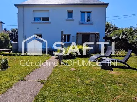 maison familiale avec beau potentiel à locmalo