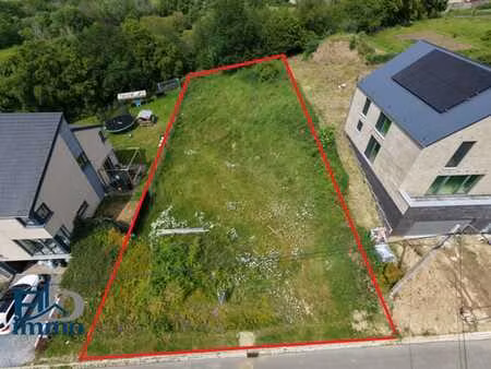 terrain à bâtir – 8a95 – rue calme – vue dégagée