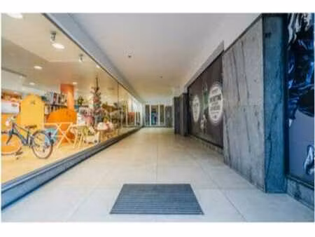 local commercial à vendre à liège
