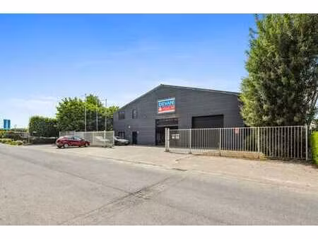 à louer – bâtiment semi-industriel polyvalent à emplacement