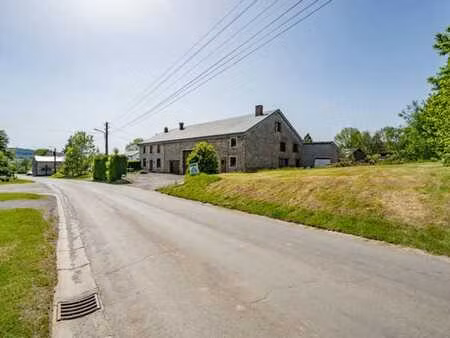 authentique ferme ardennaise aux multiples possibilités