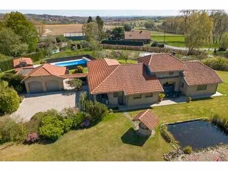 propriété villa de charme avec piscine