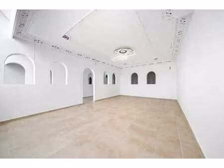 maison 5 chambres (poss. plus)  3 salles de bain – 375.000 €