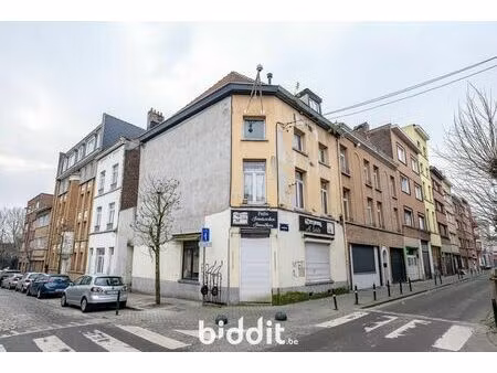 immeuble mixte en vente publique à rue ransfort 80 molenbeek-saint-jean (vbe26178)