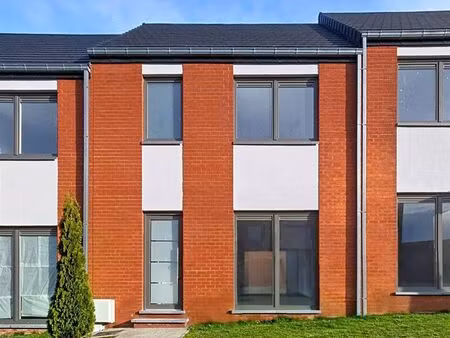 maison à vendre à rue gabriel petit 4 fontaine-l'évêque (vbe26444)