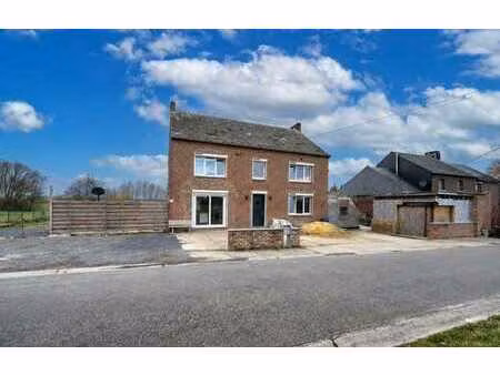 maison 5ch pleine de potentiel avec 25 ares de jardin