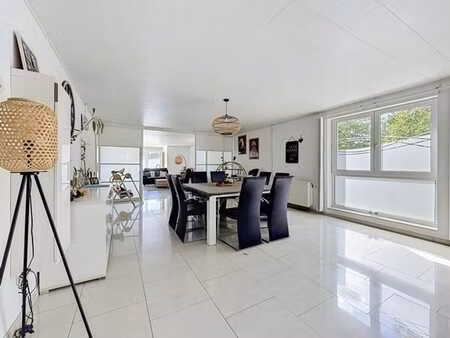 a vendre superbe appartement 2 chambres