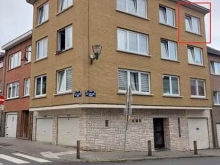 agréable studio / bien aménagé
