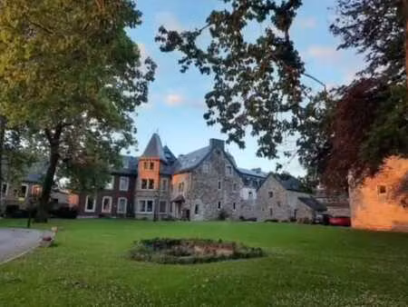 appartement de charme dans un ancien château