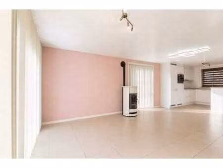 maison de vacances au calme à vendre à la panne!
