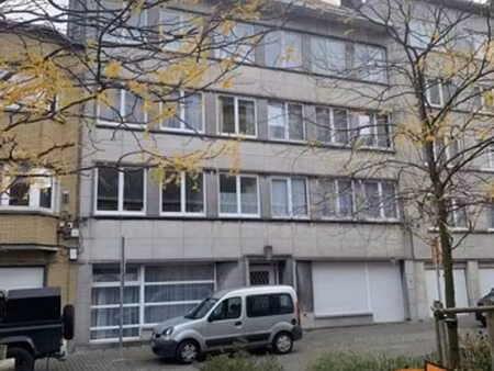 appartement rez (droite)