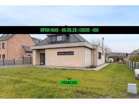 maison de trois chambres prête à emménager à vendre à kness…