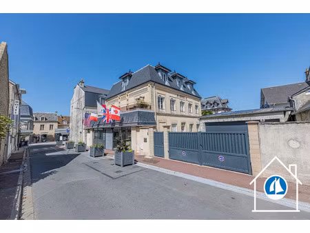 vente maison 8 pièces 250 m² à arromanches-les-bains (14117)  699 900 €