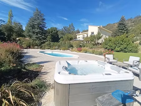 vente maison 8 pièces 247 m² à prades (66500)  725 000 €