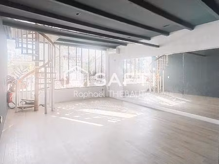 local professionnel – fréjus 70 m²