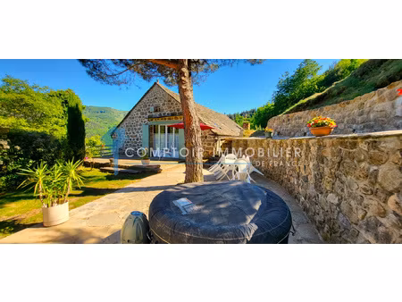 maison 6pièce(s) 3chambre(s) 169 m² la rochette (07310)
