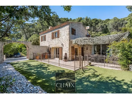 vente villa 6 pièces 180 m² à gemenos (13420)  1 340 000 €