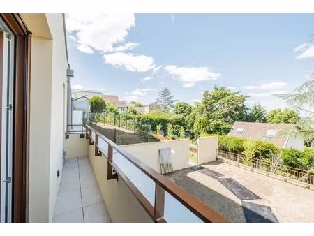avenue pierre curie - a louer vide - superbe studio de 29 m2 - appartement neuf - parking