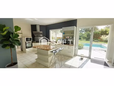 vente maison 5 pièces 192 m² arcins (33460)