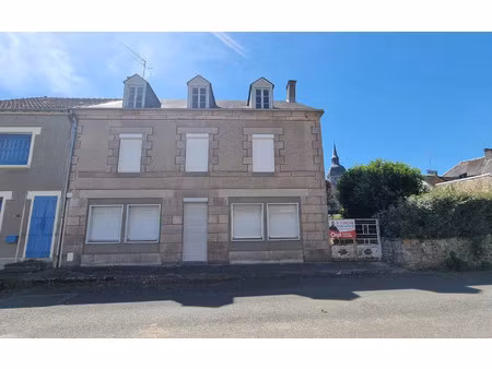 maison clugnat m² t-7 à vendre  79 000 €