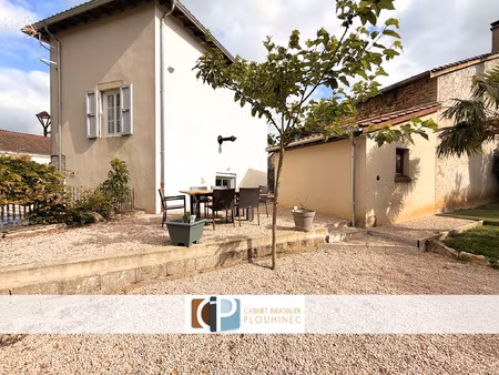 maison rénovée avec jardin et terrasse à péronne.