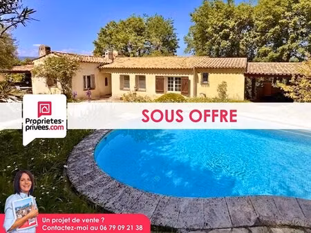 villa 4 pièces 113 m2 de plain pied avec jardin arboré  piscine et abri voiture