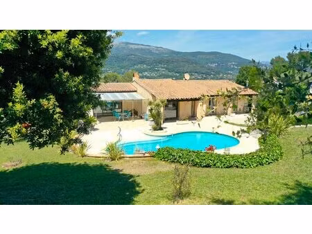 villa peymeinade 177 m² avec piscine et jardin 2230 m²