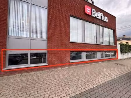 commerce en gros oeuvre fermé