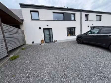 maison 3 ch. à étalle  epc a  beau jardin