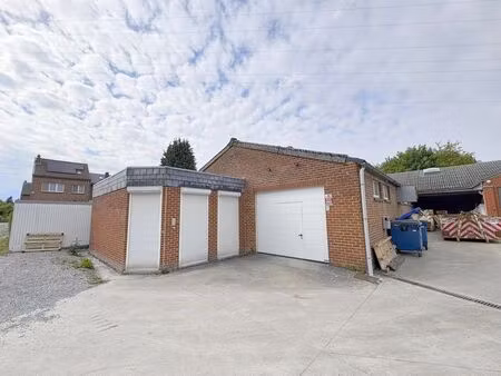 bien professionnel à vendre à couillet € 210.000 (lokgf) - l'objectif immobilier | zimmo