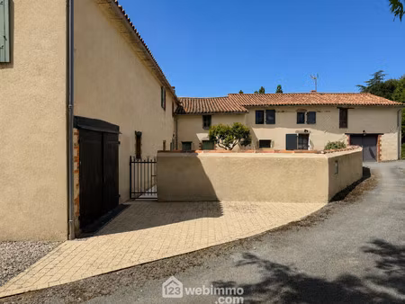 vente maison piscine à pouzauges (85700) : à vendre piscine / 225m² pouzauges