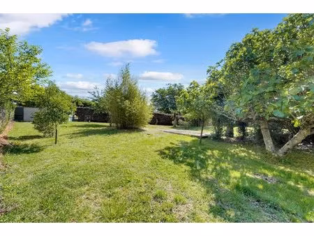 terrain 812m² centre saint jean