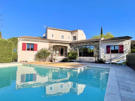 villa familiale 180m2 - piscine - jardin