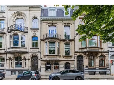 maison à vendre avec terrasse et jardin   forest (vbe26408)