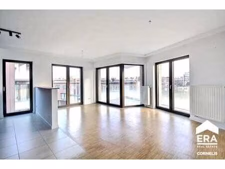 molenbeek - 2 chambres - terrasse