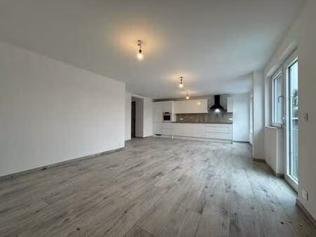 appartement entièrement rénové de 120 m² avec terrasse