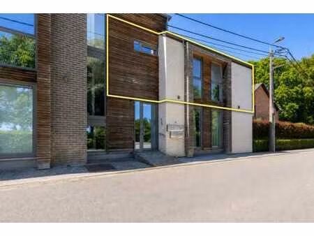 grand appartement dans la verdure