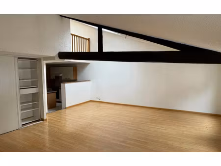location appartement  89 m² t-4 à bar-le-duc  606 €