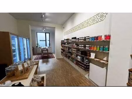 local commercial à ixelles  85m²