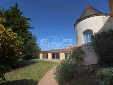 vente maison piscine à la varenne (49270) : à vendre piscine / 133m² la varenne