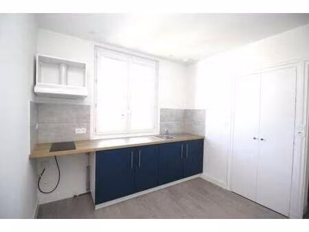 location appartement 3 pièces à saint-nazaire (44600) : à louer 3 pièces / 47m² saint-naza