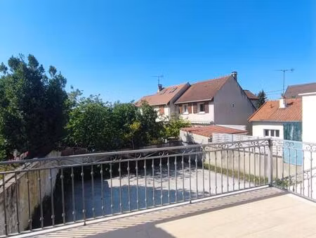 immeuble de rapport exceptionnel champs sur marne - 8 studios meublés proche des bords de 