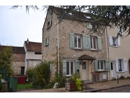 maison en pierre