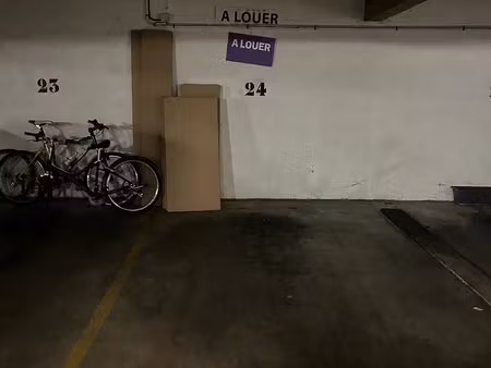 parking à louer
