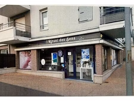 vente local commercial  75.00m²  morangis