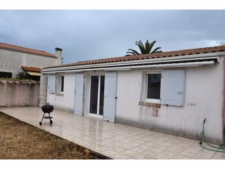 dpt charente maritime (17)  ile d'oléron  la bree les bains  maison à vendre 4 pièces